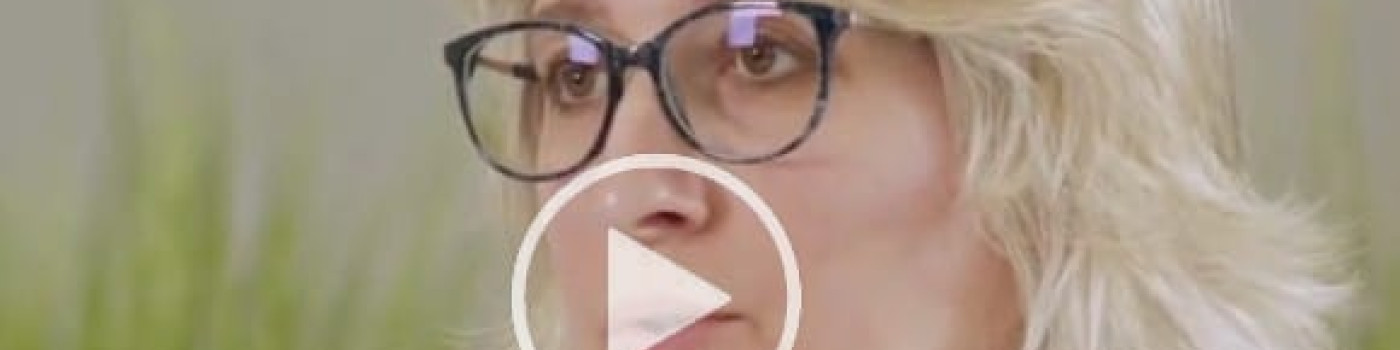 Visuel de la vidéo présentant Sylvie Jolly, Expertise tourisme NEOMA BS nous présente les enjeux de l’innovation pour les territoires.